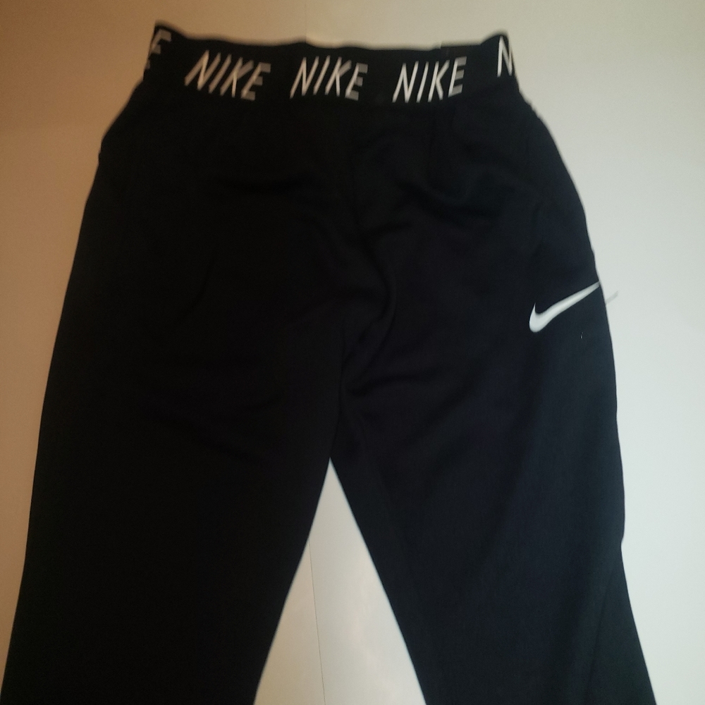 Nike Big Girls Dri-Fit Training Pants - Picture 7 of 11